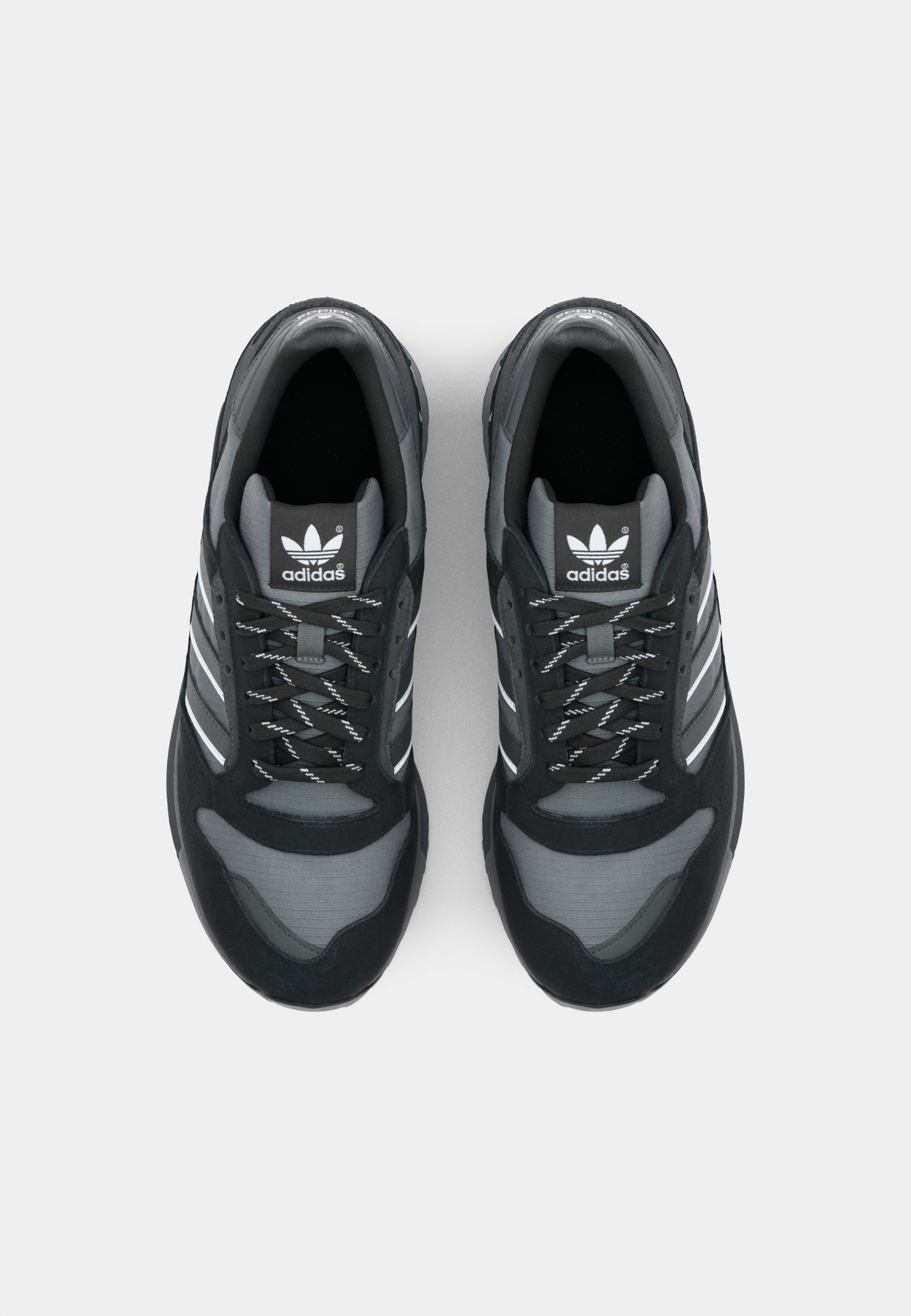 Tênis adidas Originals de cano baixo