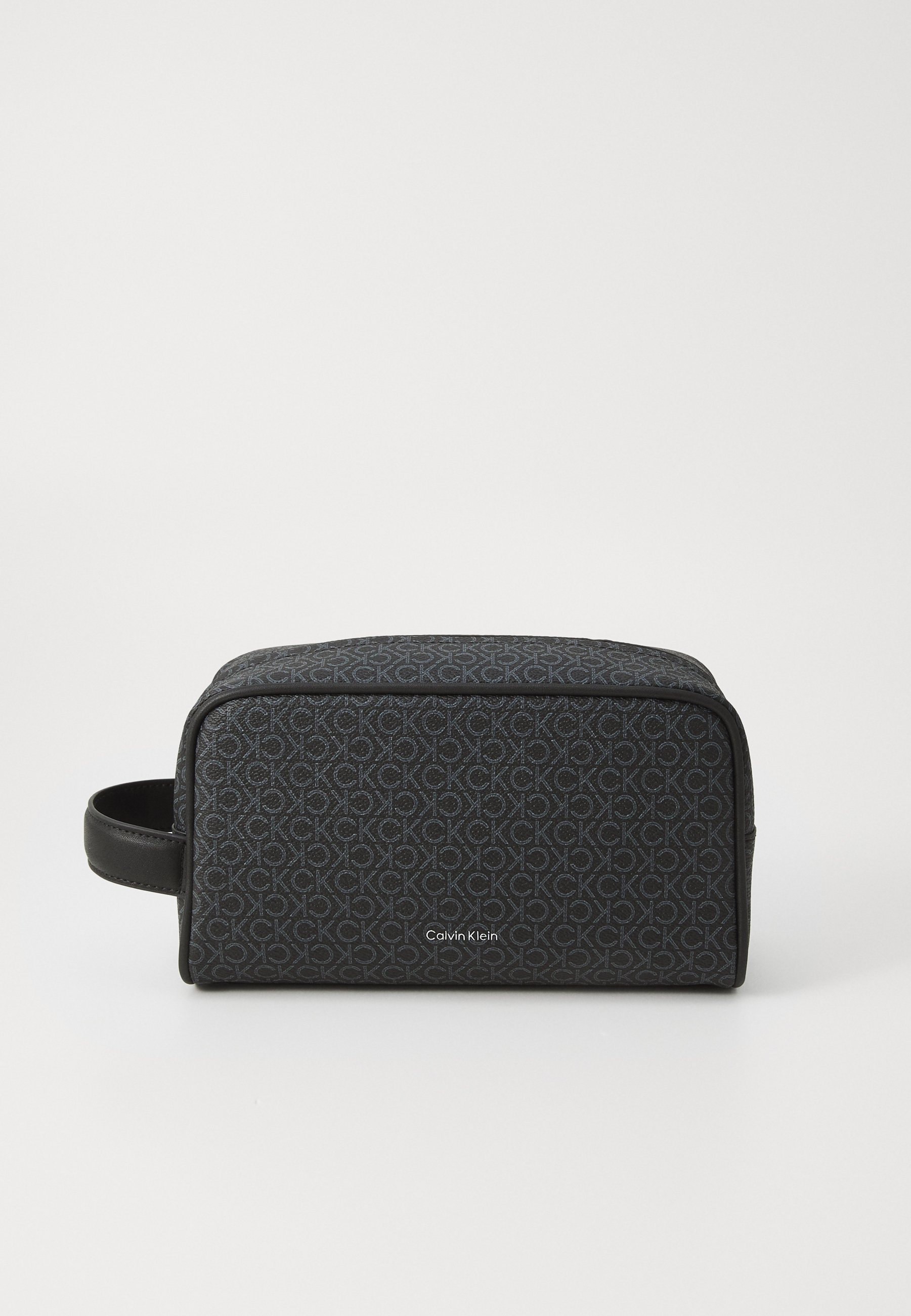 Calvin Klein MUST WASHBAG KIT - Kosmetická taška - black