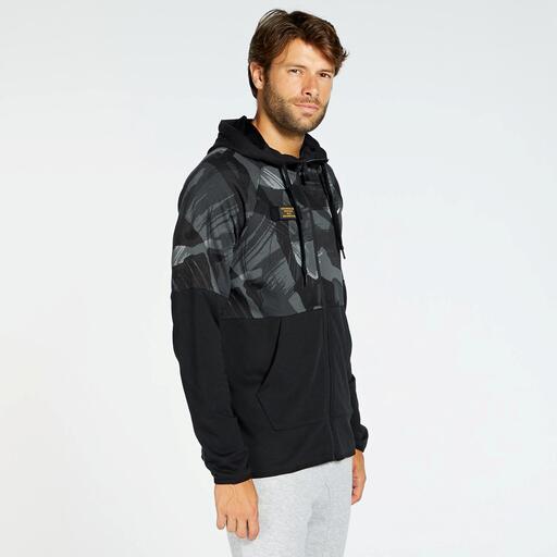 Nike perd