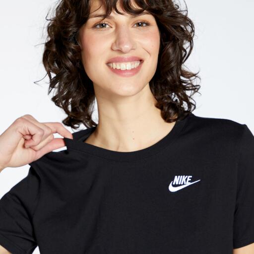 Club Nike Sportswear