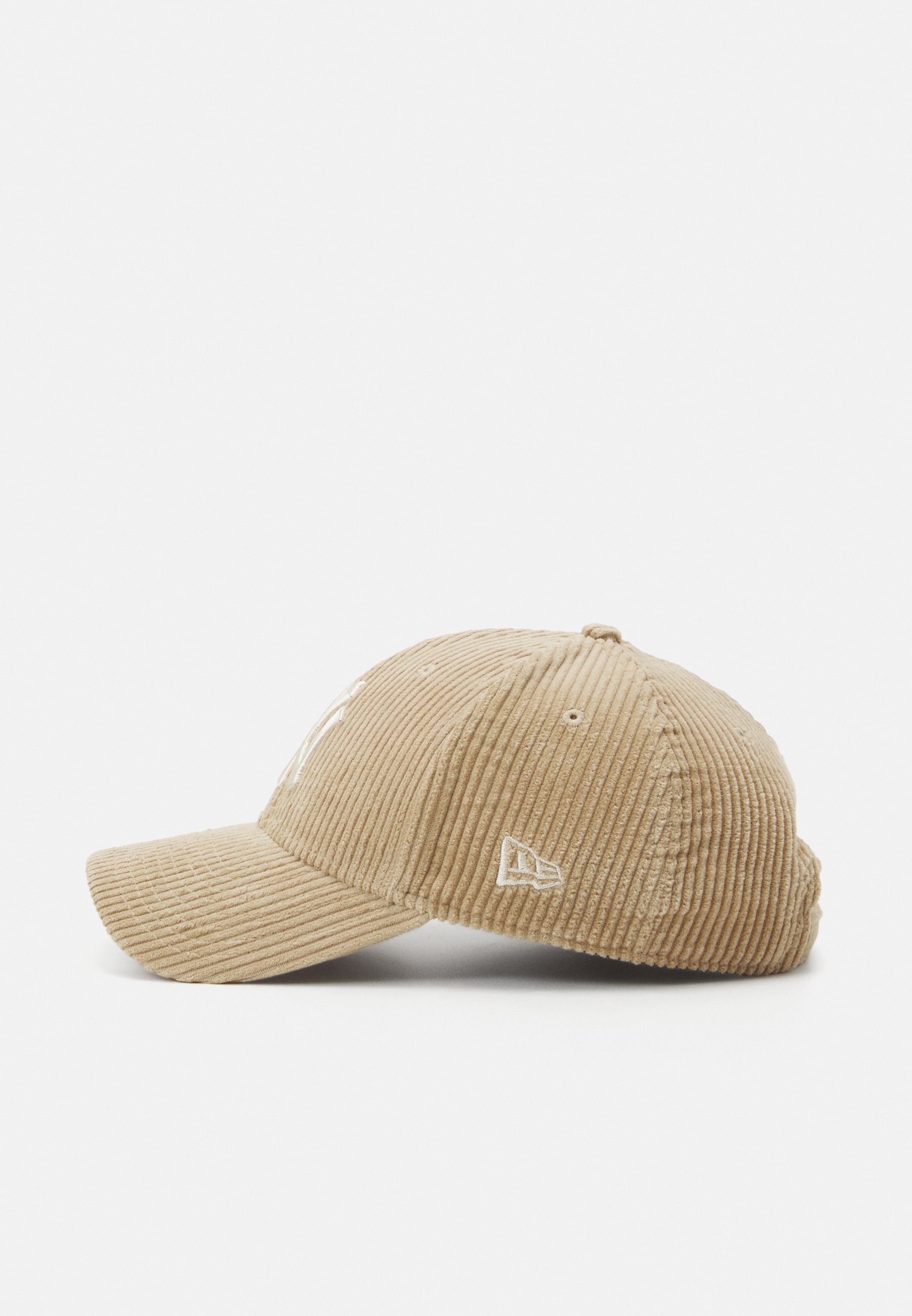 New Era petten