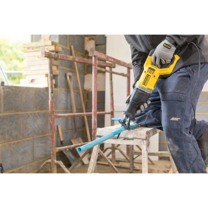 Serra sabre com fio - 900 W - STANLEY FATMAX - FME360-QS - 28 mm