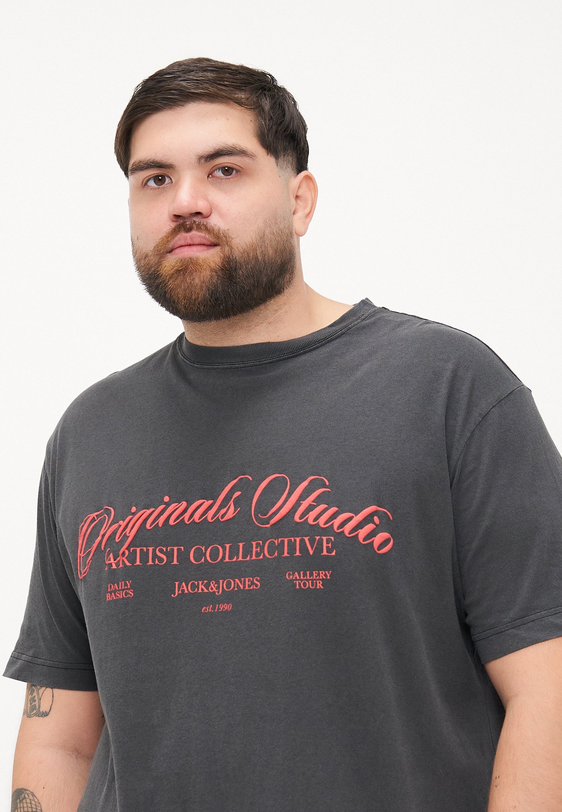 Jack & Jones JORINWOOD WASH TEE CREW NECK - Printitud T-särk - must