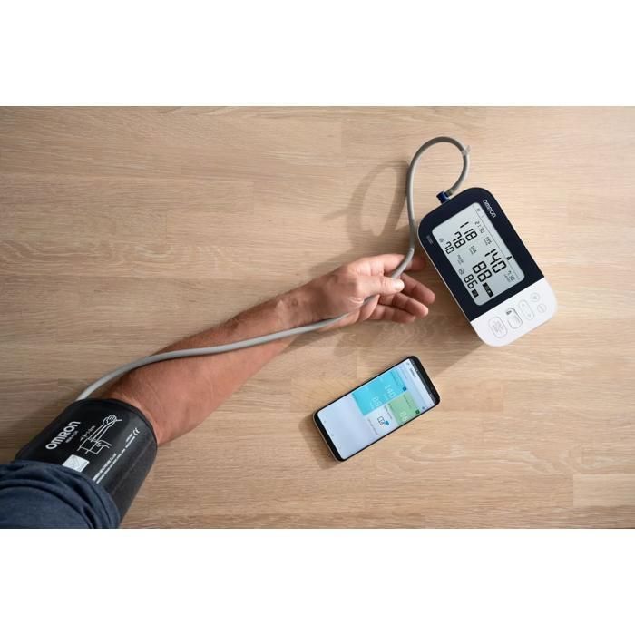 OMRON M7 Intelli IT IntelliWrapCuff: monitor electrónico de presión arterial para la parte superior del brazo