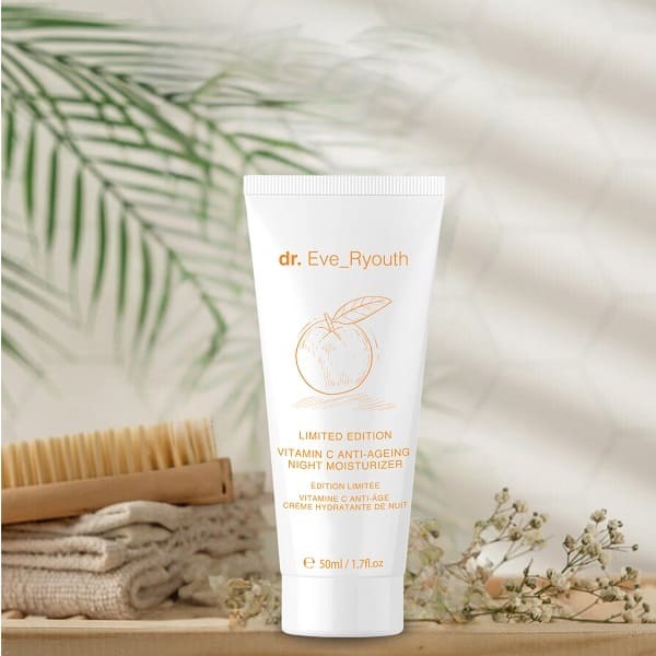 Crema hidratante nocturna con vitamina C del Dr. Eve_Ryouth (Edición limitada)