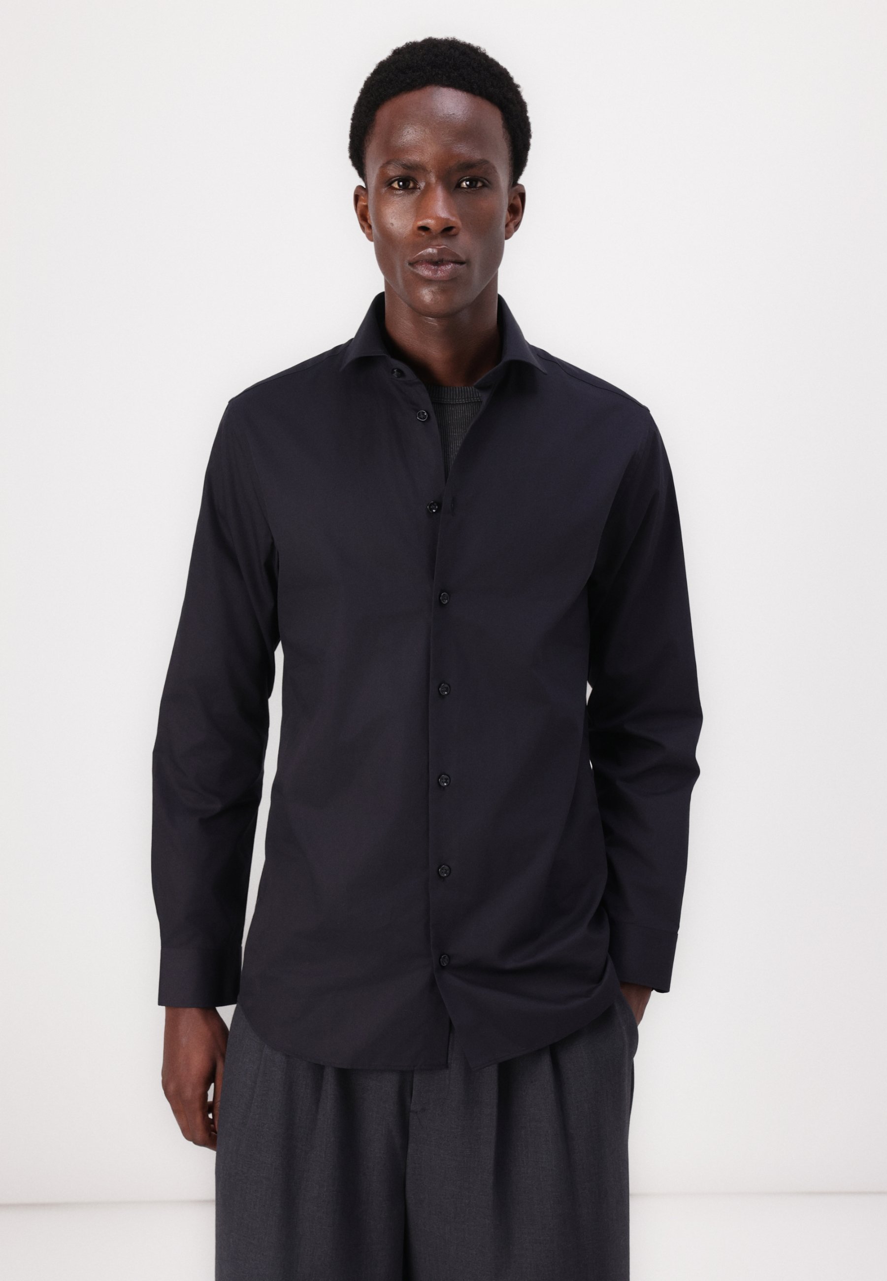 Selected Homme SLHSLIMETHAN SHIRT CUT AWAY - Shirt - zwart