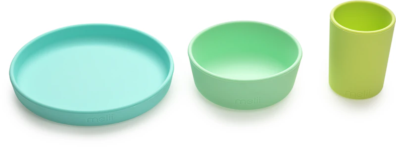 Conjunto de alimentação Melii nas cores menta, azul e lima.