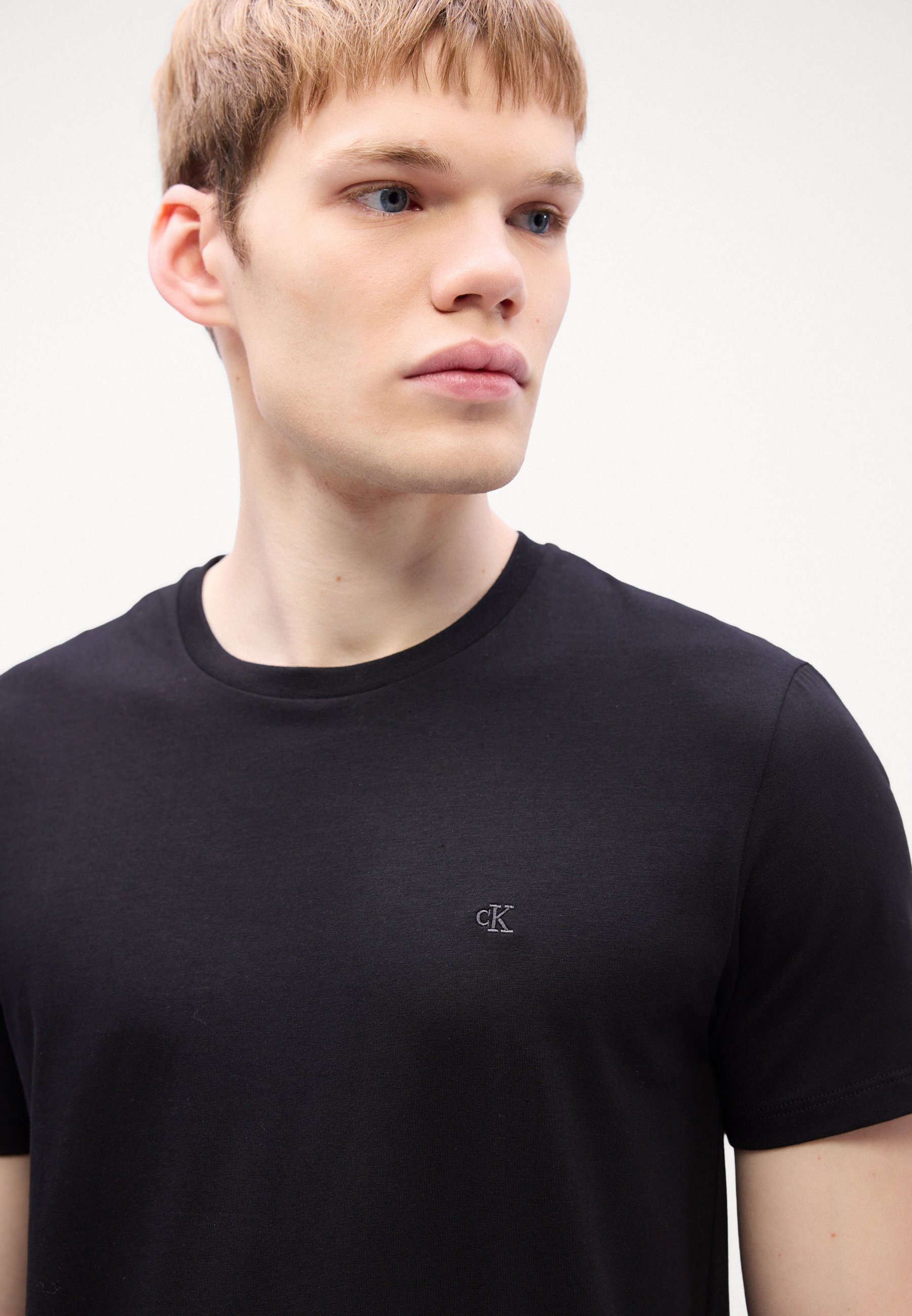 Lot de 2 t-shirts Calvin Klein SLIM - T-shirt basique - noir