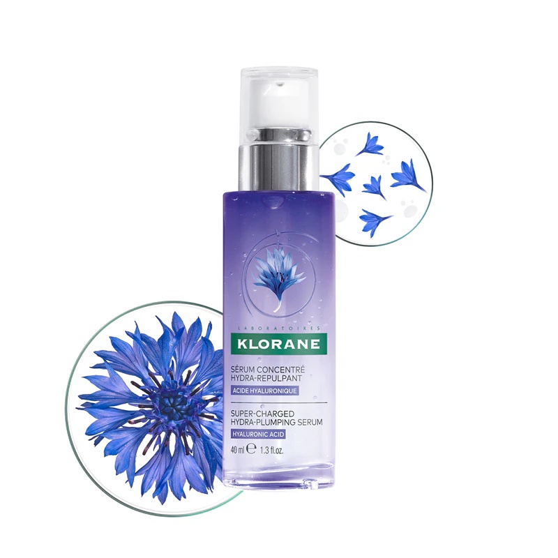 „Klorane Cornflower Super-Charged Hydra-Plumping Serum“ aktyvus skaistinamasis ir lyginamasis serumas