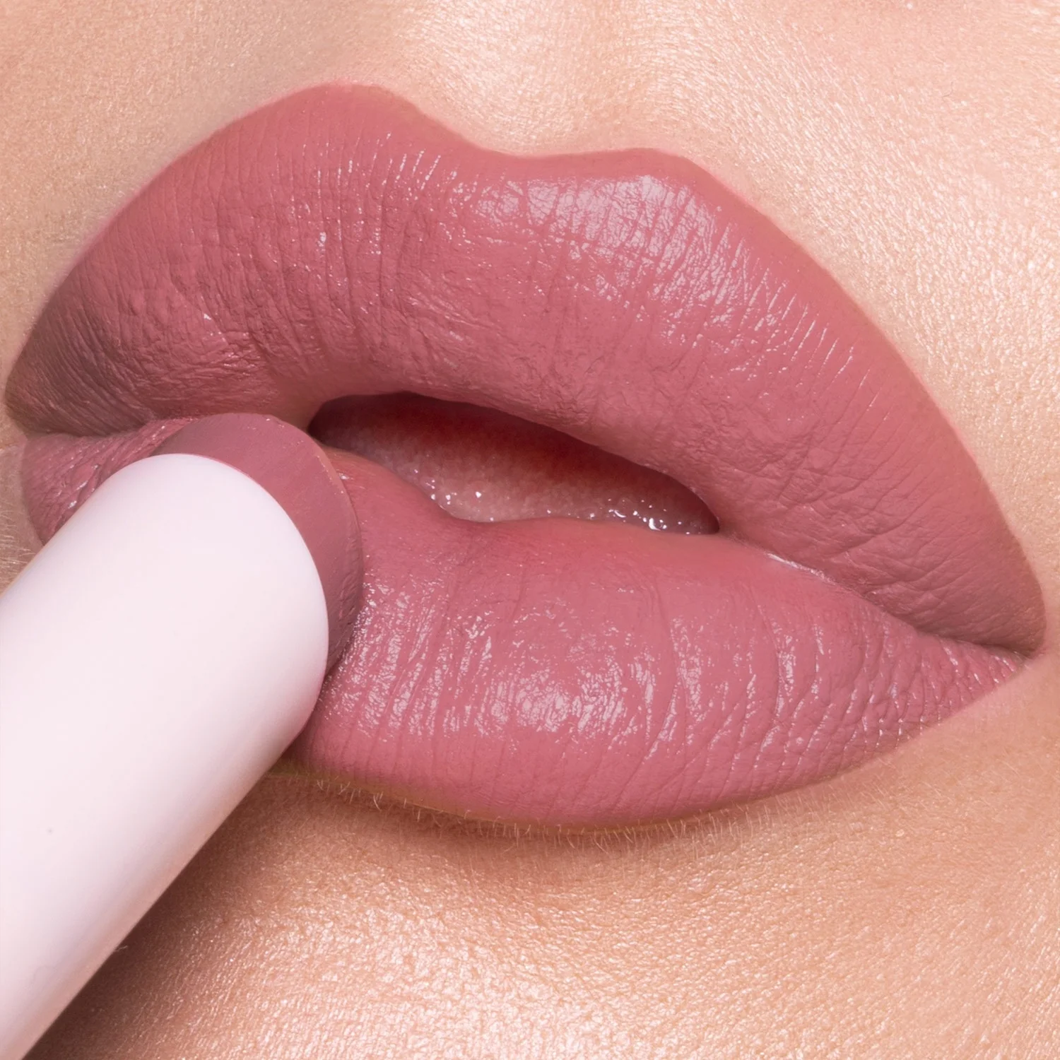 Labbra PURE BEAUTY LIPSTICK - Rossetto