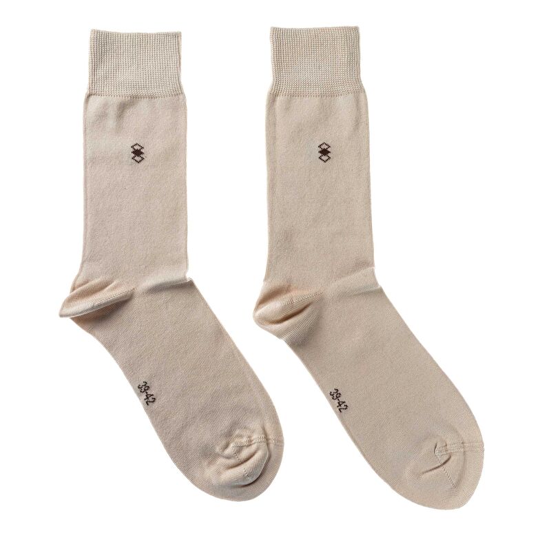 Calcetines y medias beige para hombre
