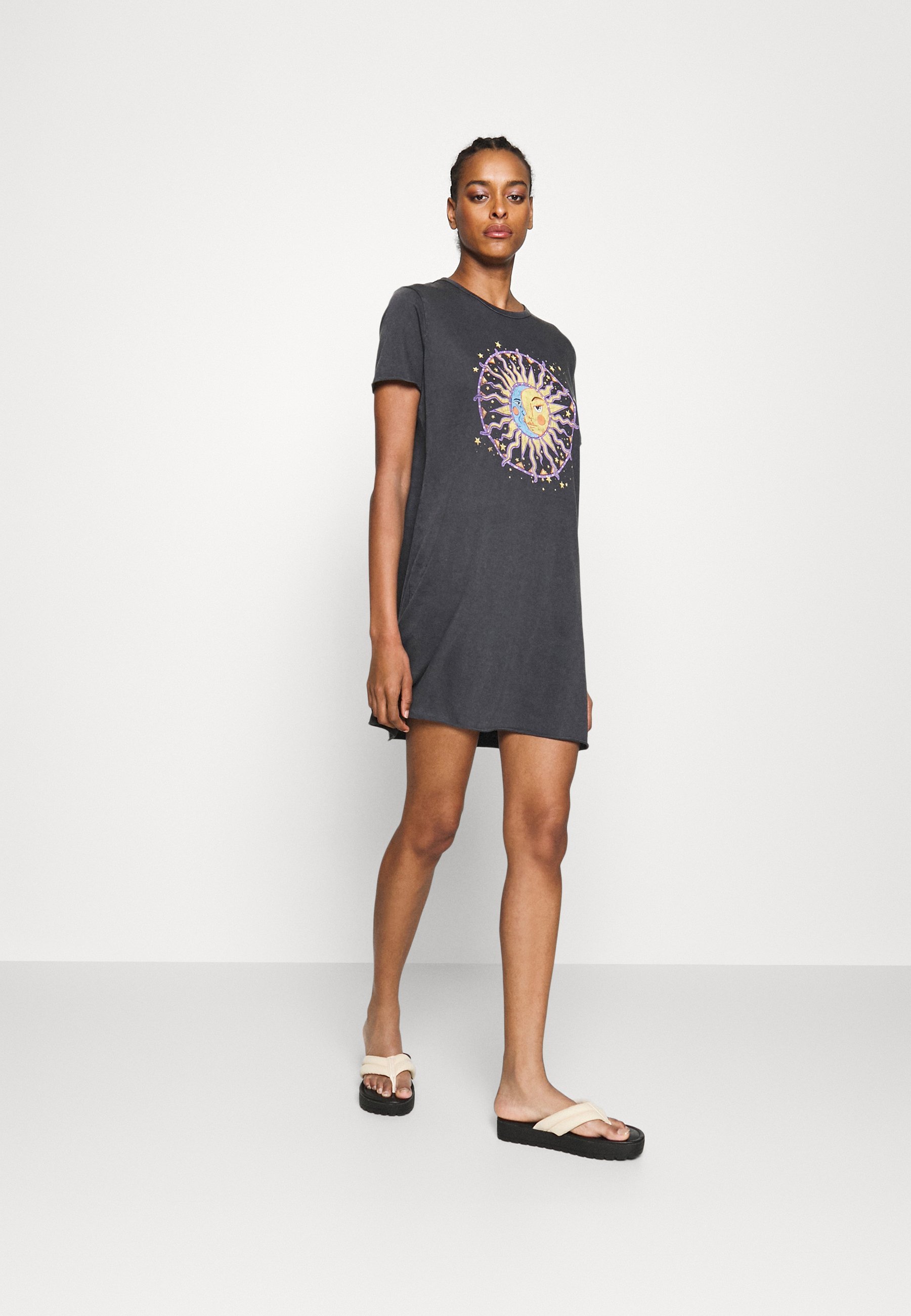 ONLY Tall ONLLUCY LIFE DRESS BOX - Jerseykleid - Phantom
