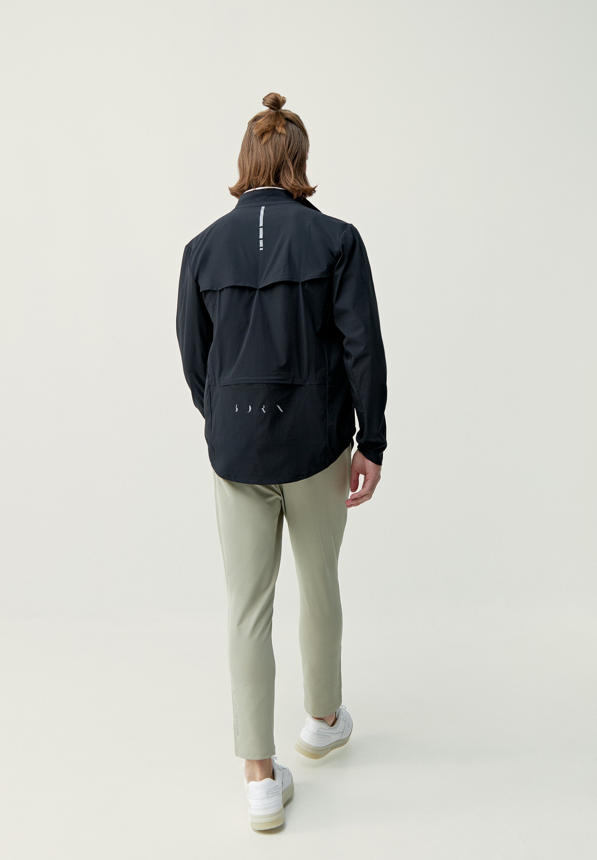 Born Living Yoga NYASA - Windbreaker - zwart