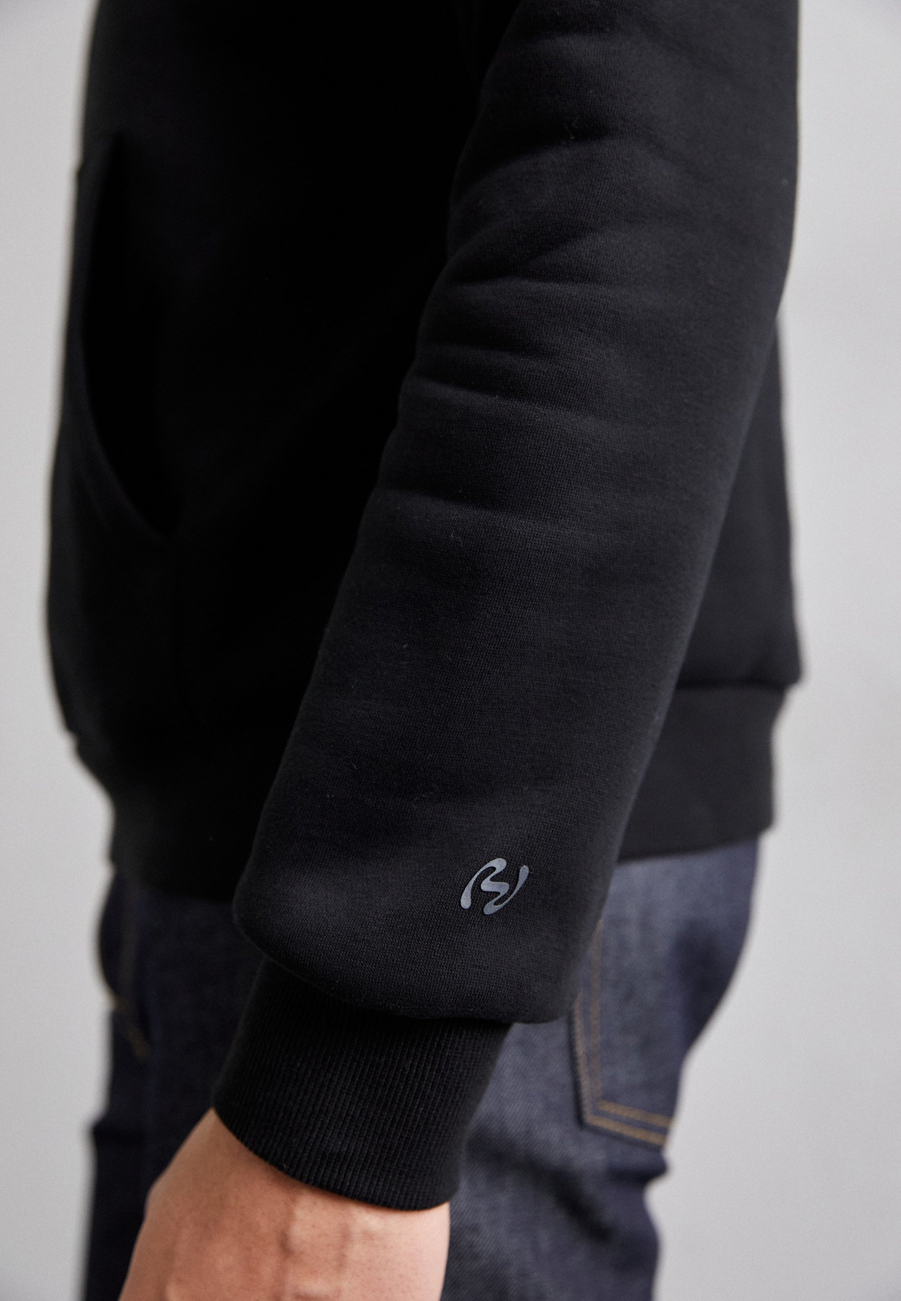 Holzweiler REGULAR HOODIE - Moletom - preto