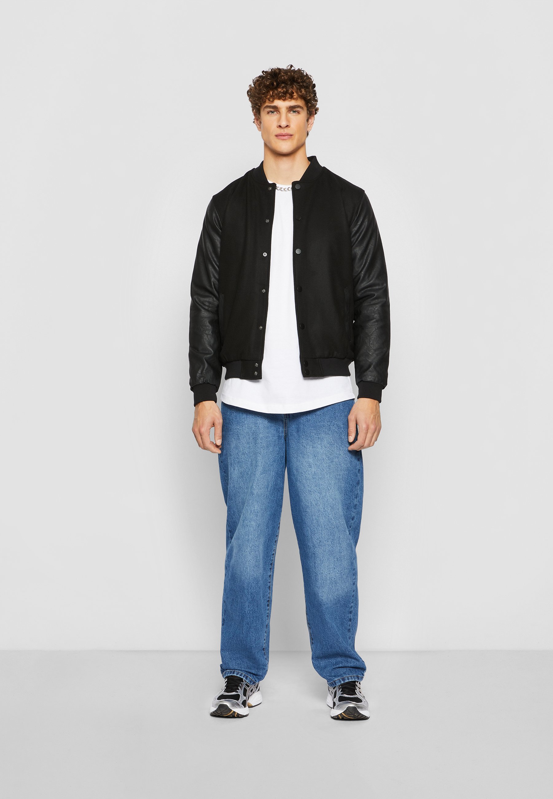 Urban Classics OLDSCHOOL COLLEGE - Bomberjack - zwart