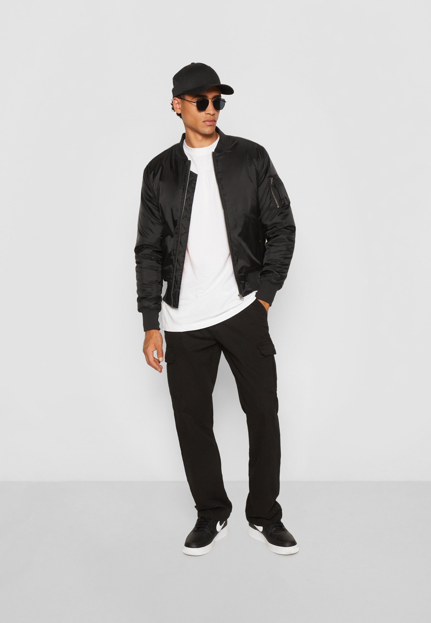 Urban Classics BASIC - Giacca bomber - nera