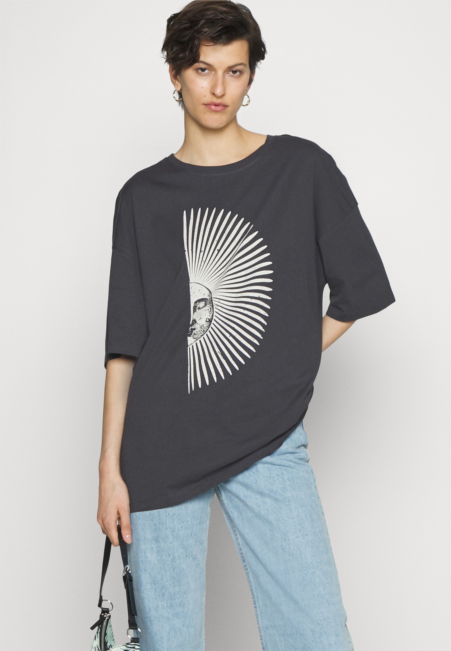 ALLEEN Tall ONLJOYFULL LIFE OVERSIZE - T-shirt met print - antraciet