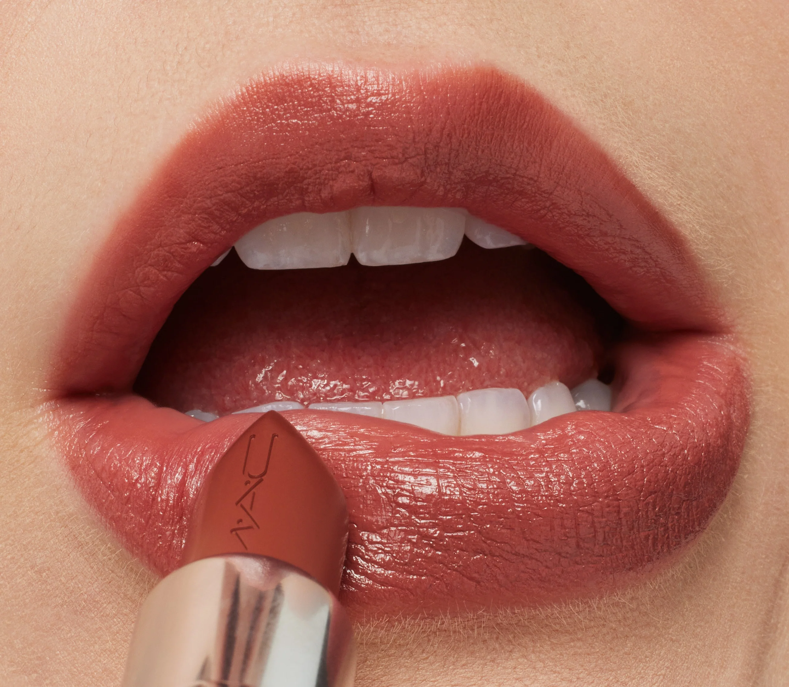 Rossetti M·A·CXIMAL SLEEK SATIN LIPSTICK - Rossetto