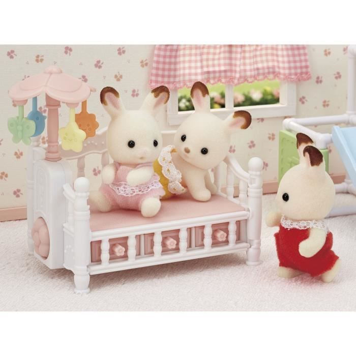 Berço e móbile Sylvanian Families para crianças - The Village
