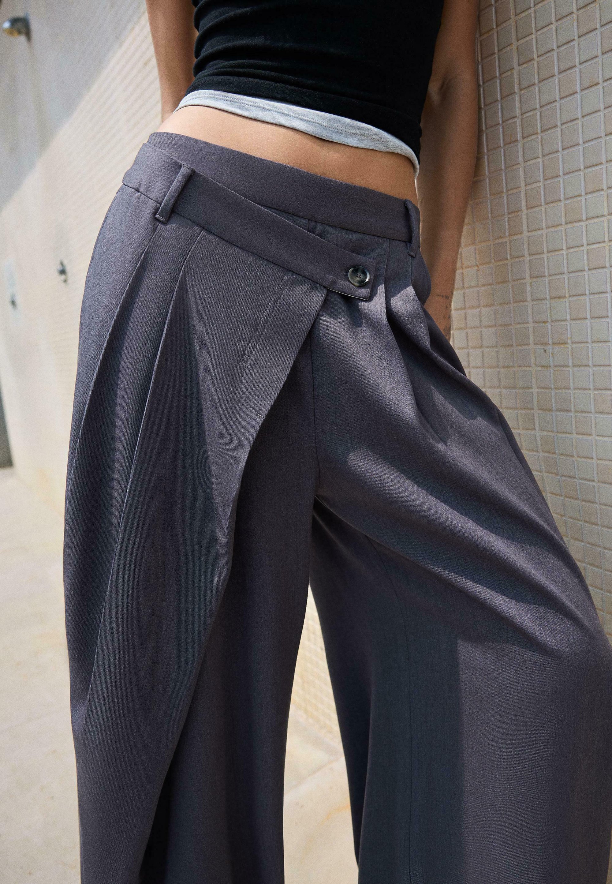Pantalon Bershka TAILORED - gris foncé chiné