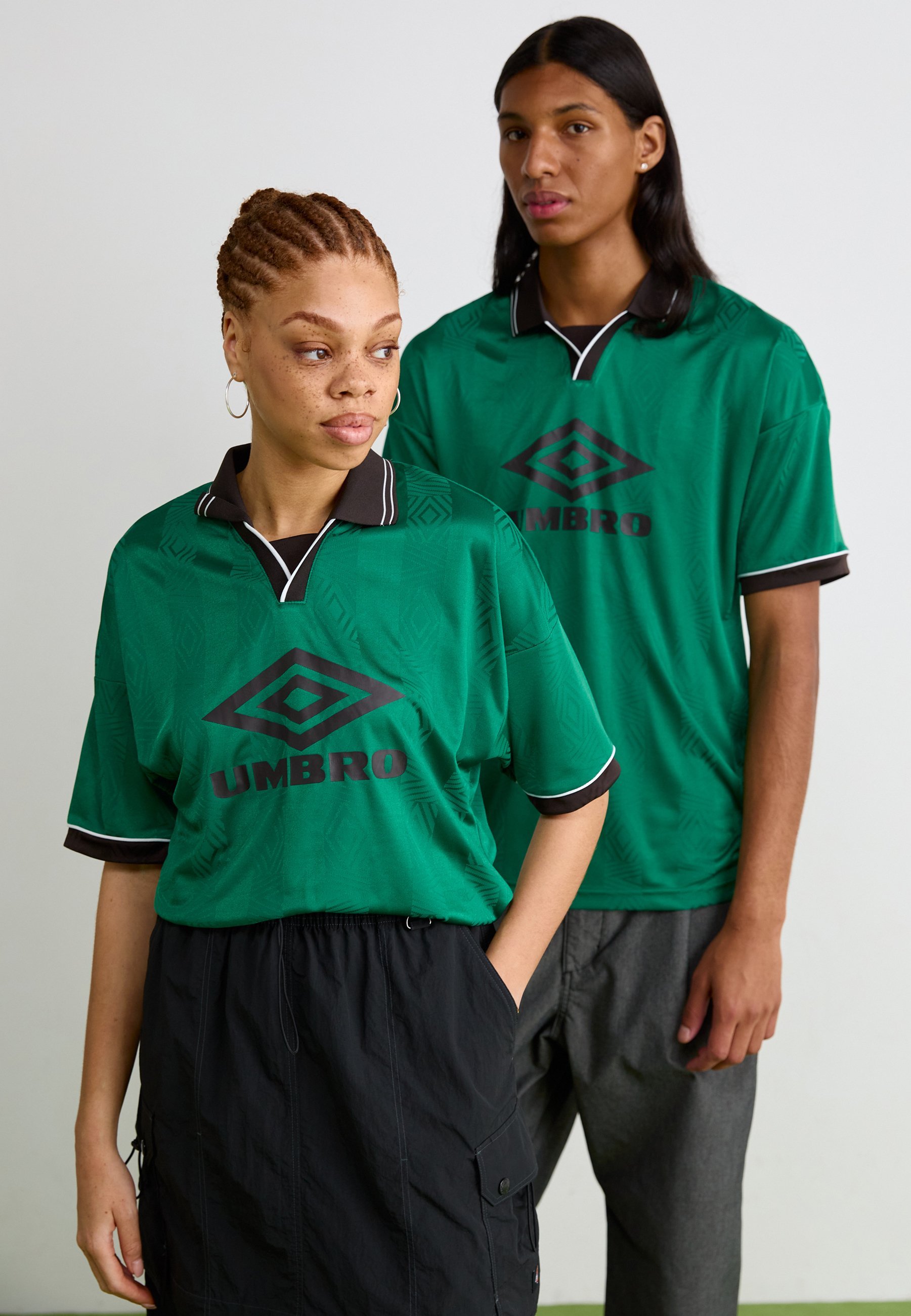 Polo Umbro BOXY FOOTBALL UNISEX - giacca verde/ganache/bianco brillante