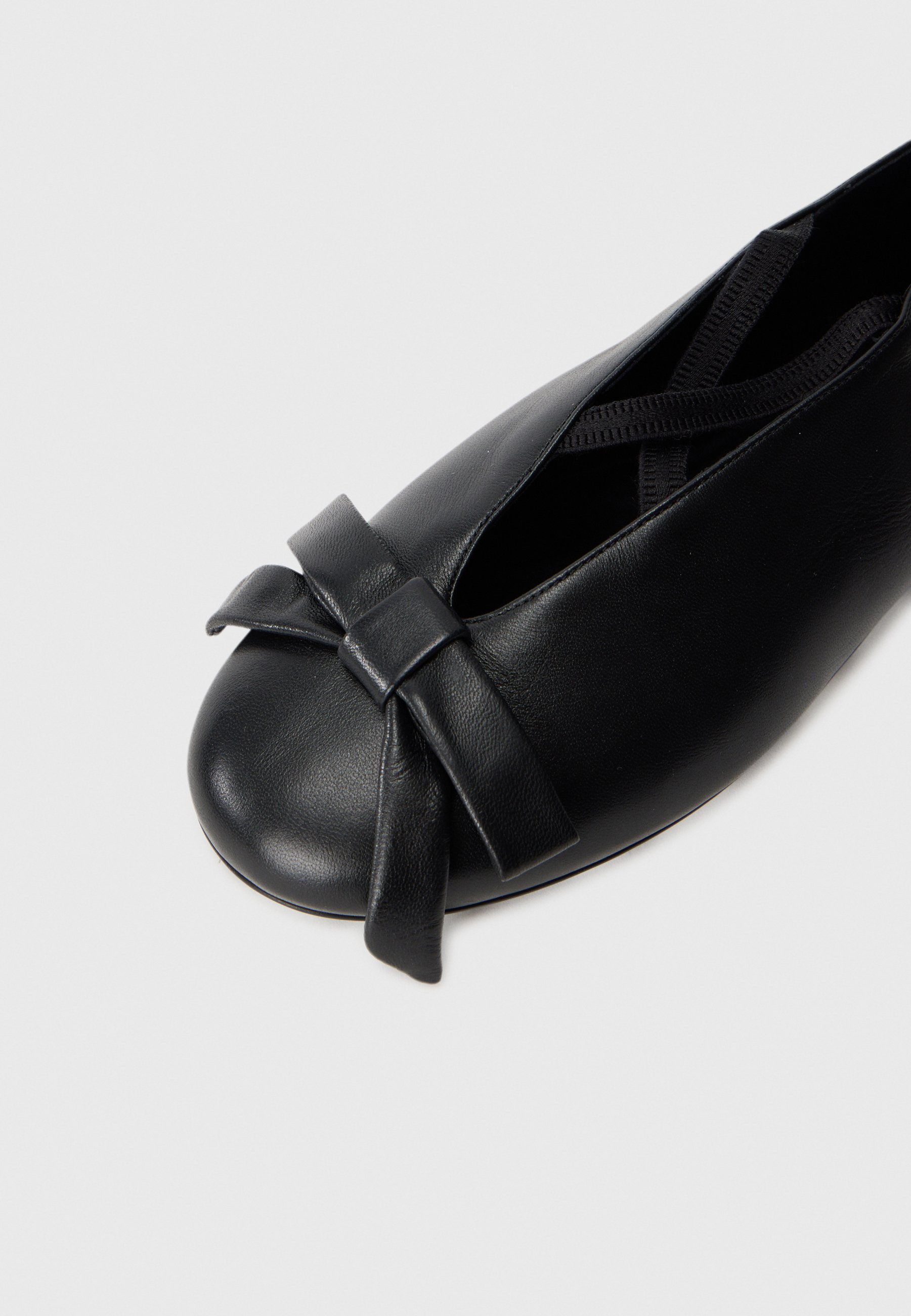 Ballerines MOSCHINO - noires