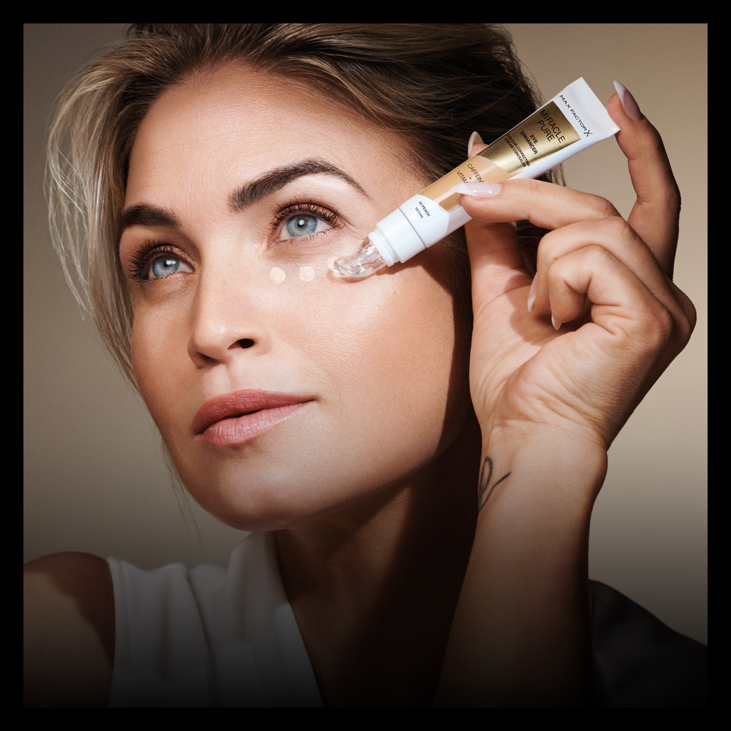 Korektor Miracle Pure Eye Enhancer Korektory na tmavé kruhy a kruhy pod očami