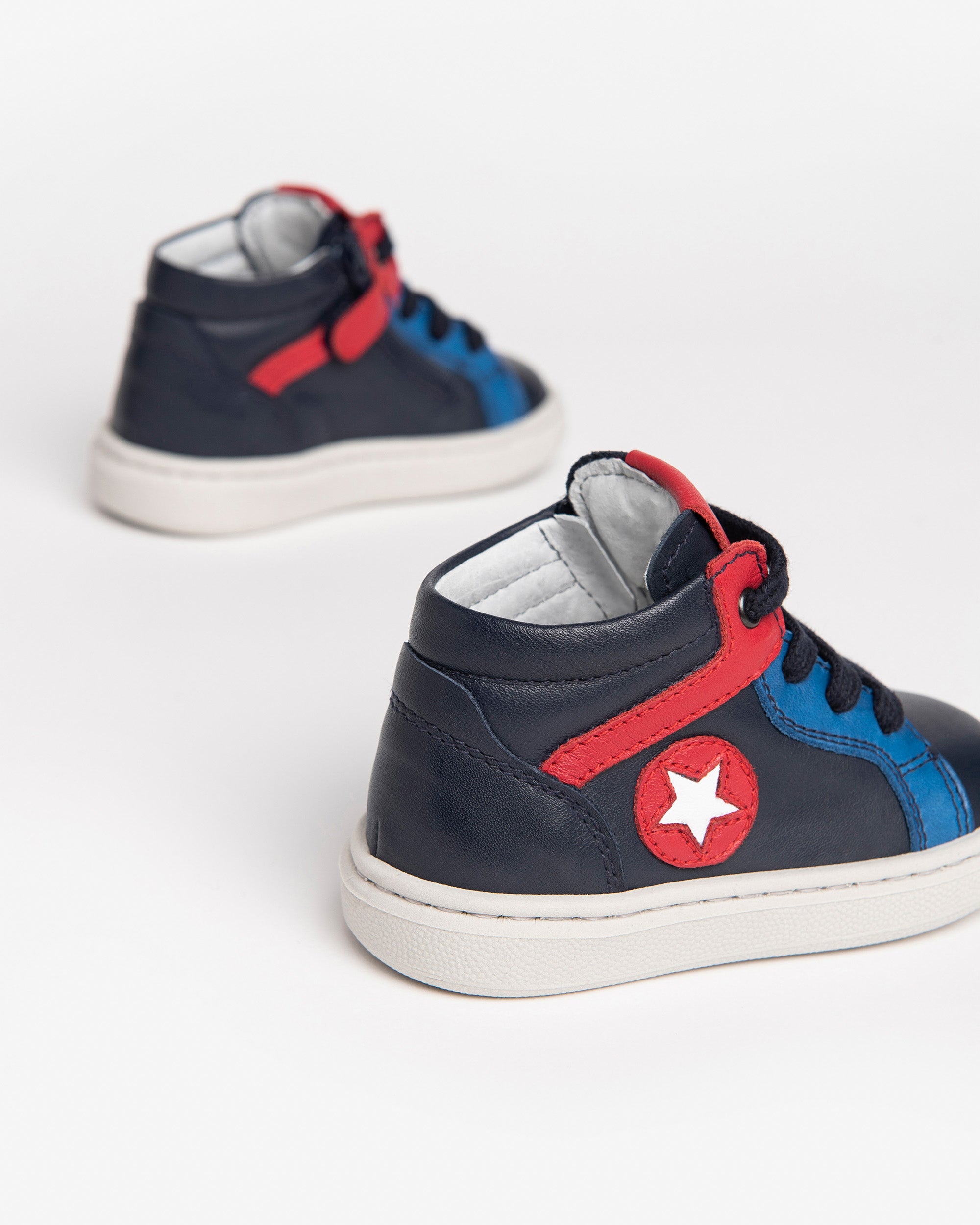  Baskets en cuir pour bébé garçon