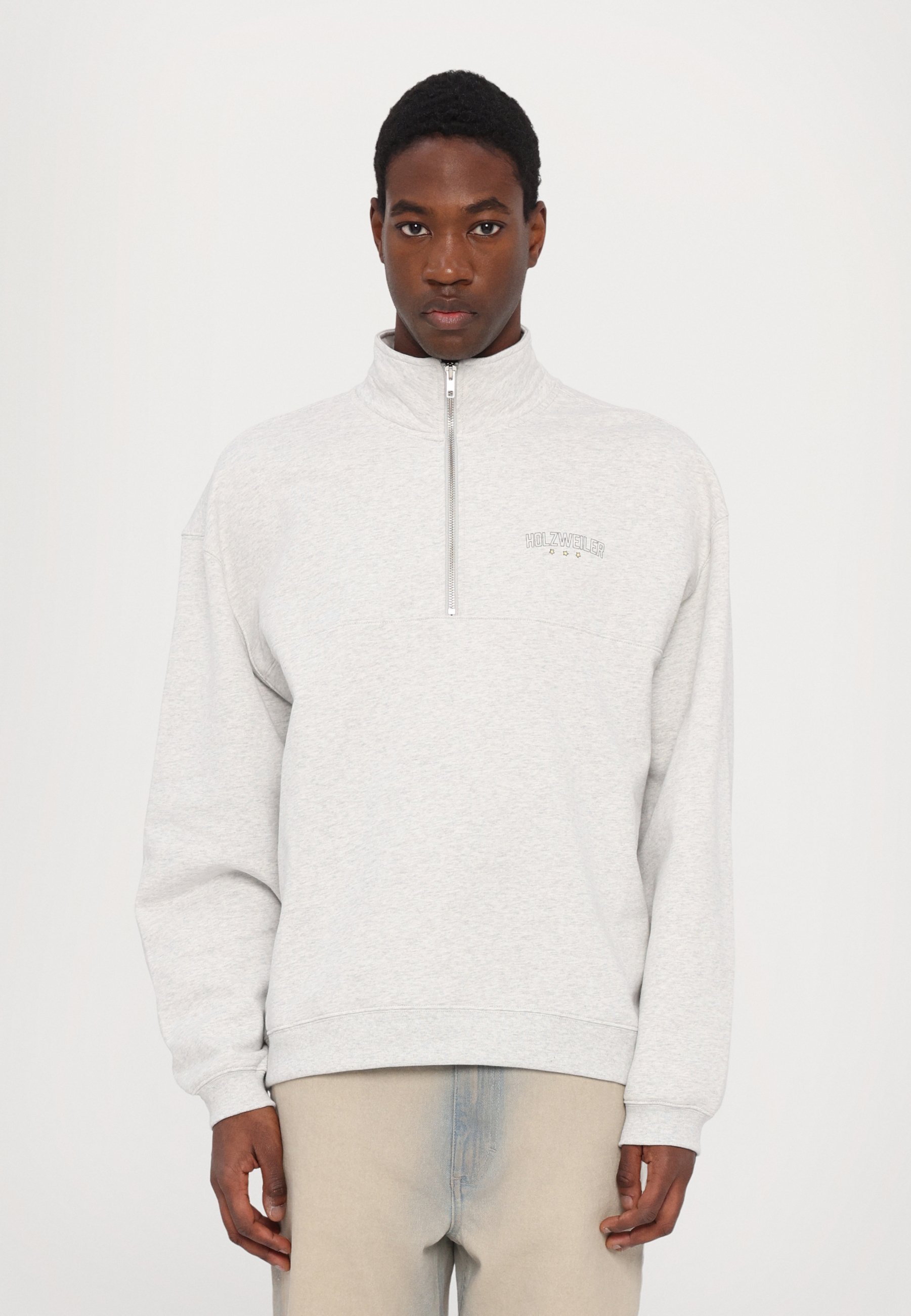 Holzweiler MEZZANINE HALF ZIP UNISEX - Pulover s kapuco - siva