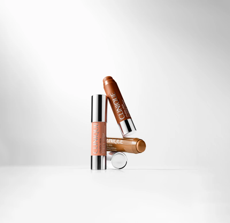Clinique Chubby Stick™ tvarujúci kontúry