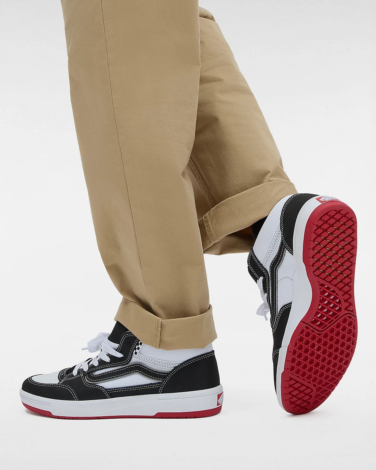 Scarpe Zahba Mid