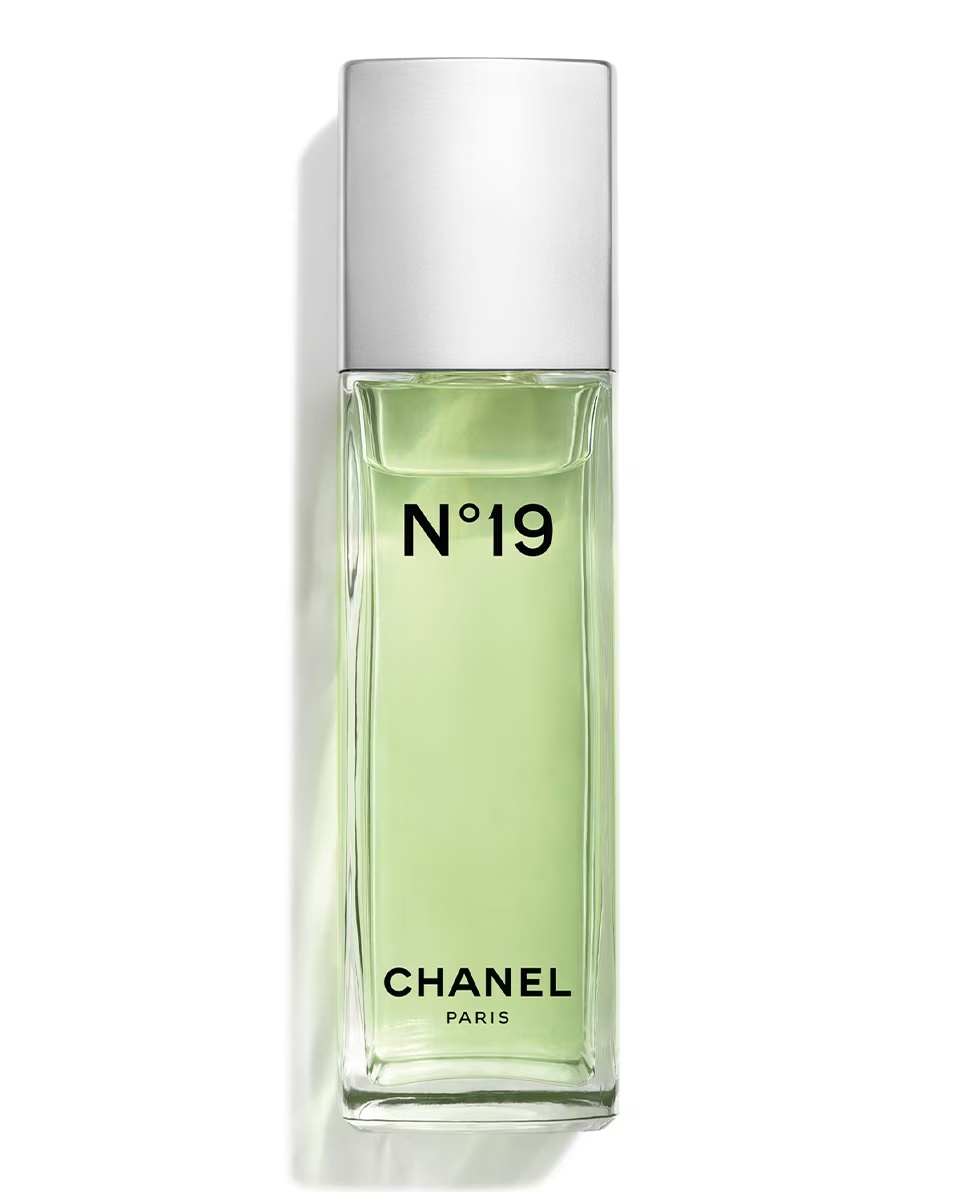 CHANEL N°19 EAU DE TOILETTE SPRAY