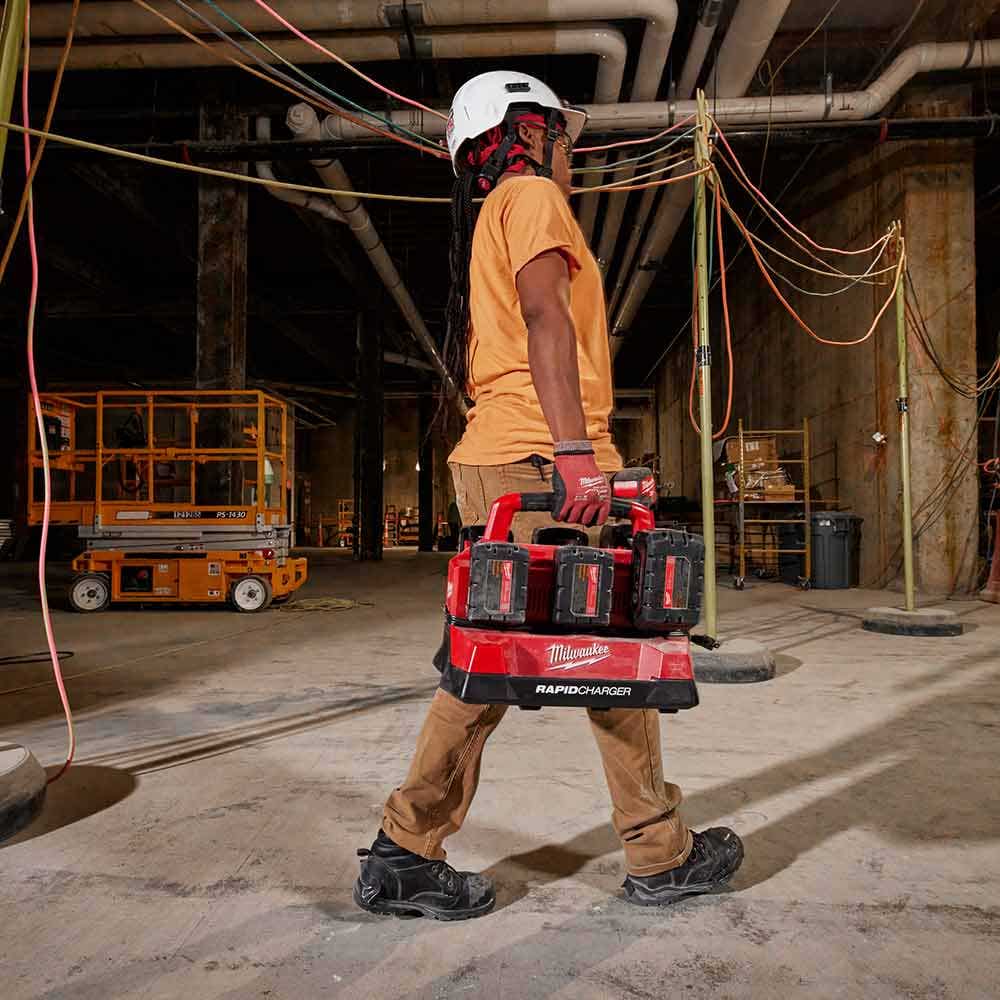 Carregador rápido de 6 estações MILWAUKEE PACKOUT™ M18PC6
