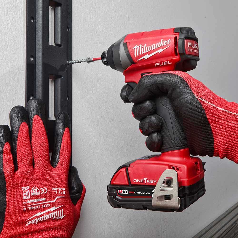 MILWAUKEE 2-delte vertikale E-sporhylleskinner PACKOUT™ 48228482