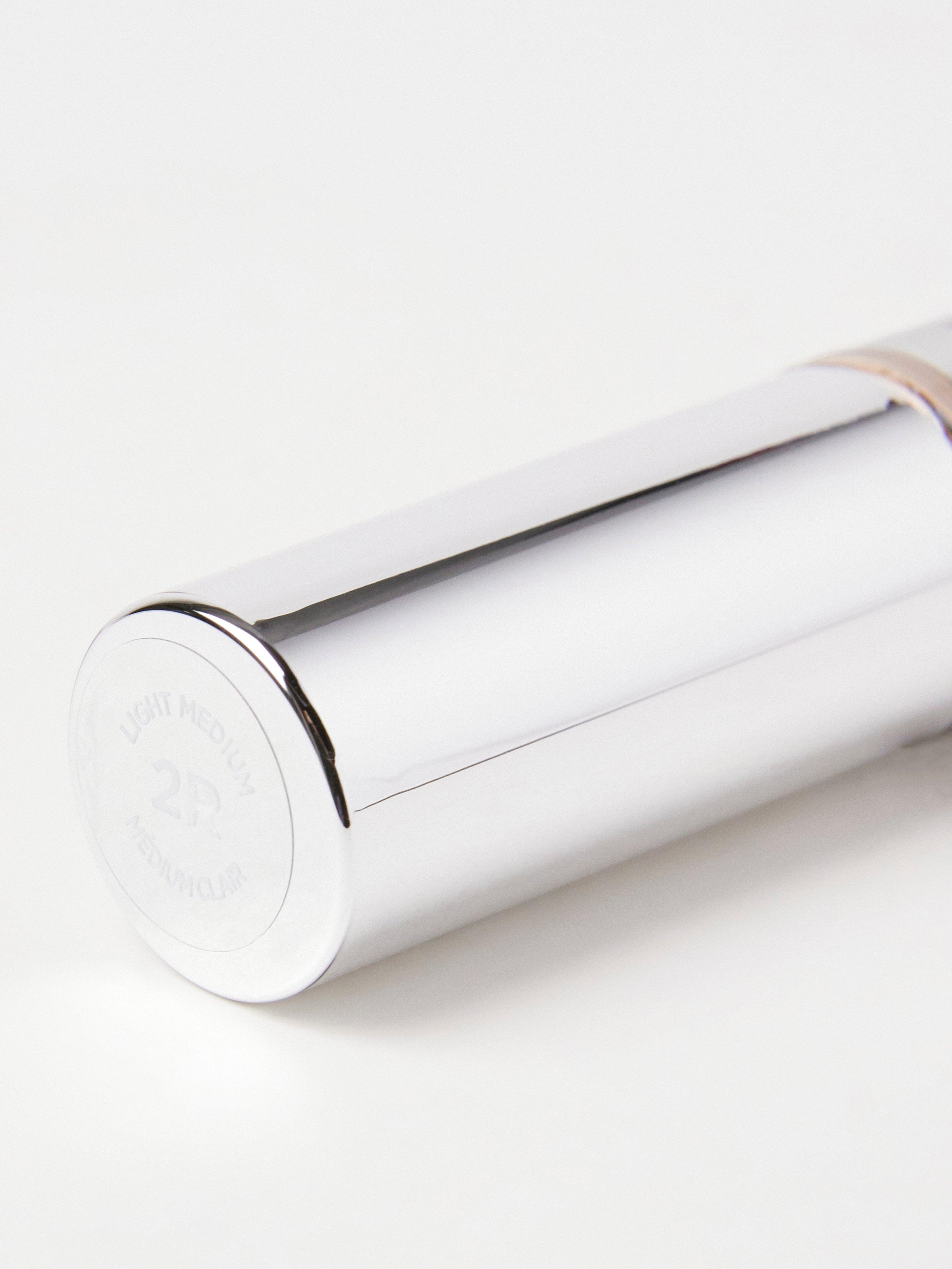 Corrector en sérum radiante True Match de L'Oréal Paris 2R