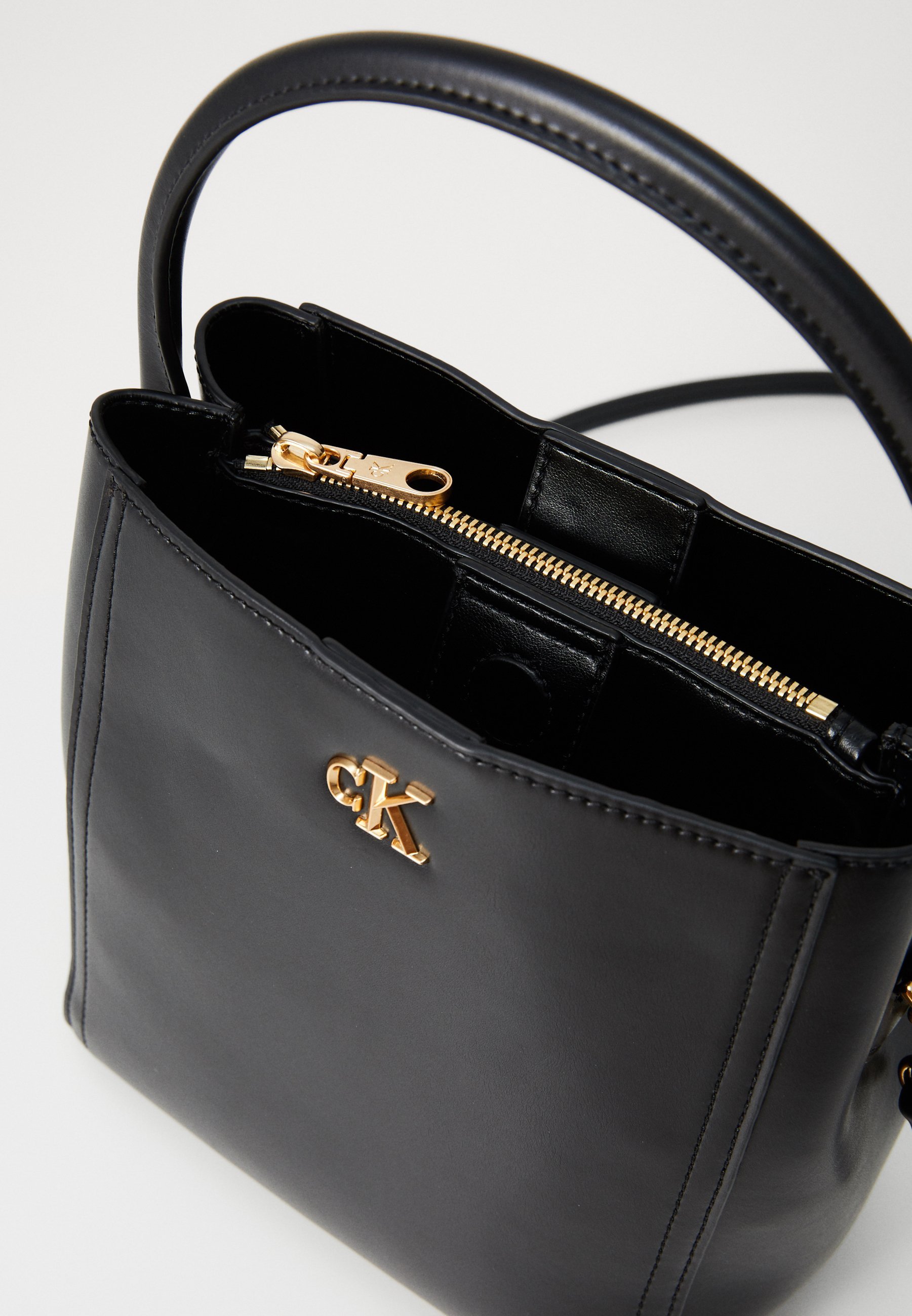 Sac à main Calvin Klein HARDWARE MONOGRAM - noir