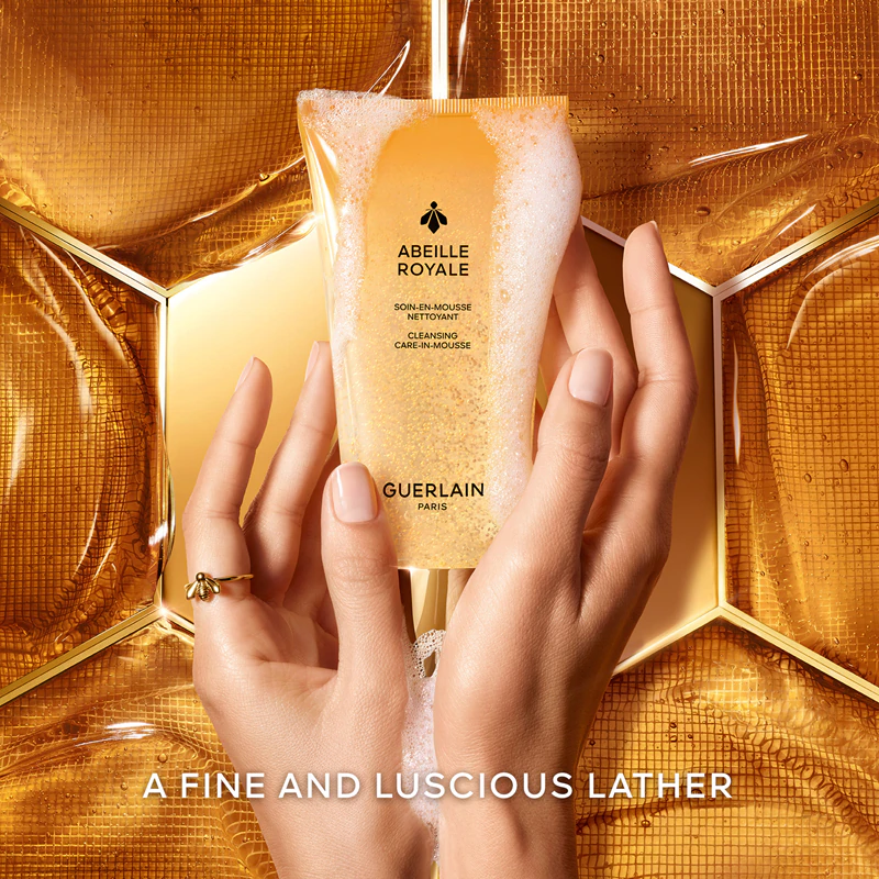 GUERLAIN Abeille Royale Cleansing Care-In-Mousse milde reinigingsschuim