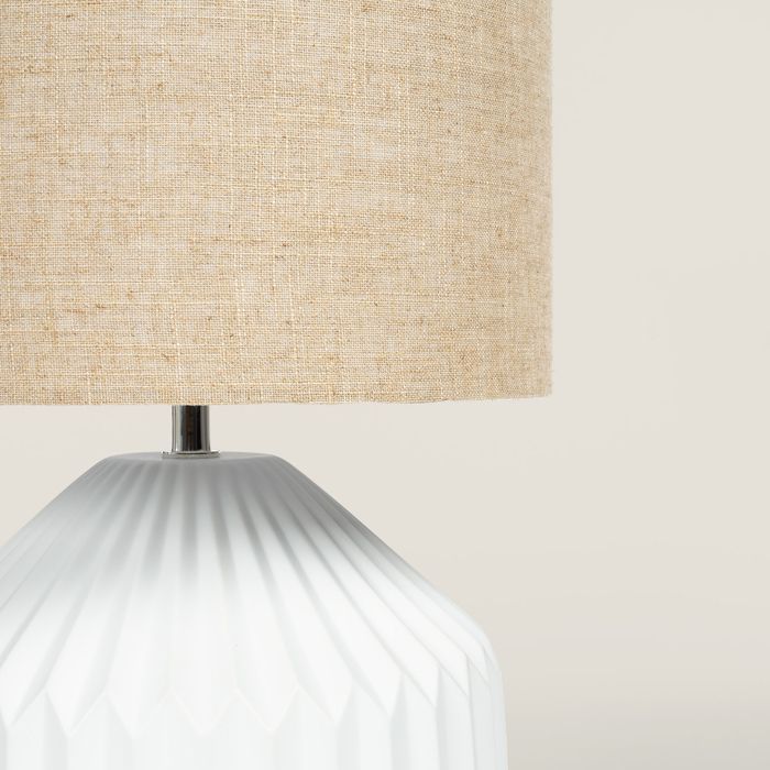 Monduver White Porcelain and Fabric Table Lamp