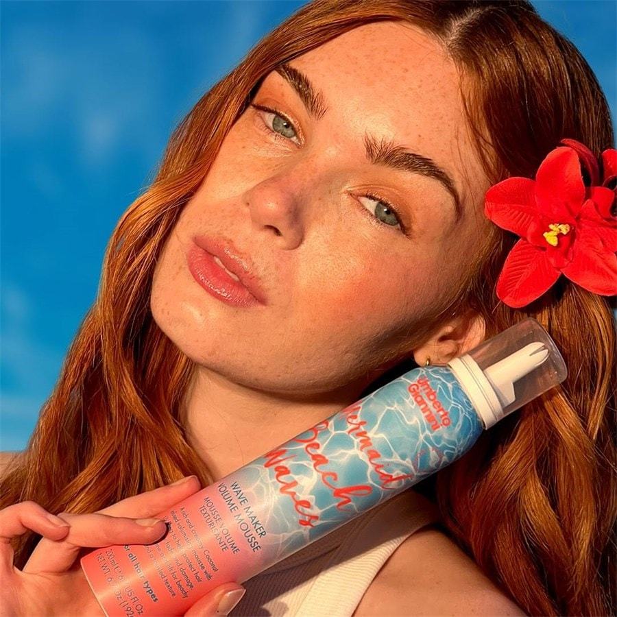 Umberto Giannini „Haarmousse Mermaid Beaches Waves Maker“ putos, voleliu, 200 ml