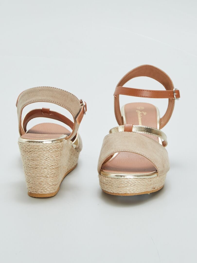 Sandalen met sleehak - BRUIN