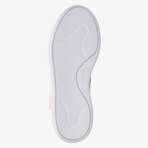  adidas Courtblock