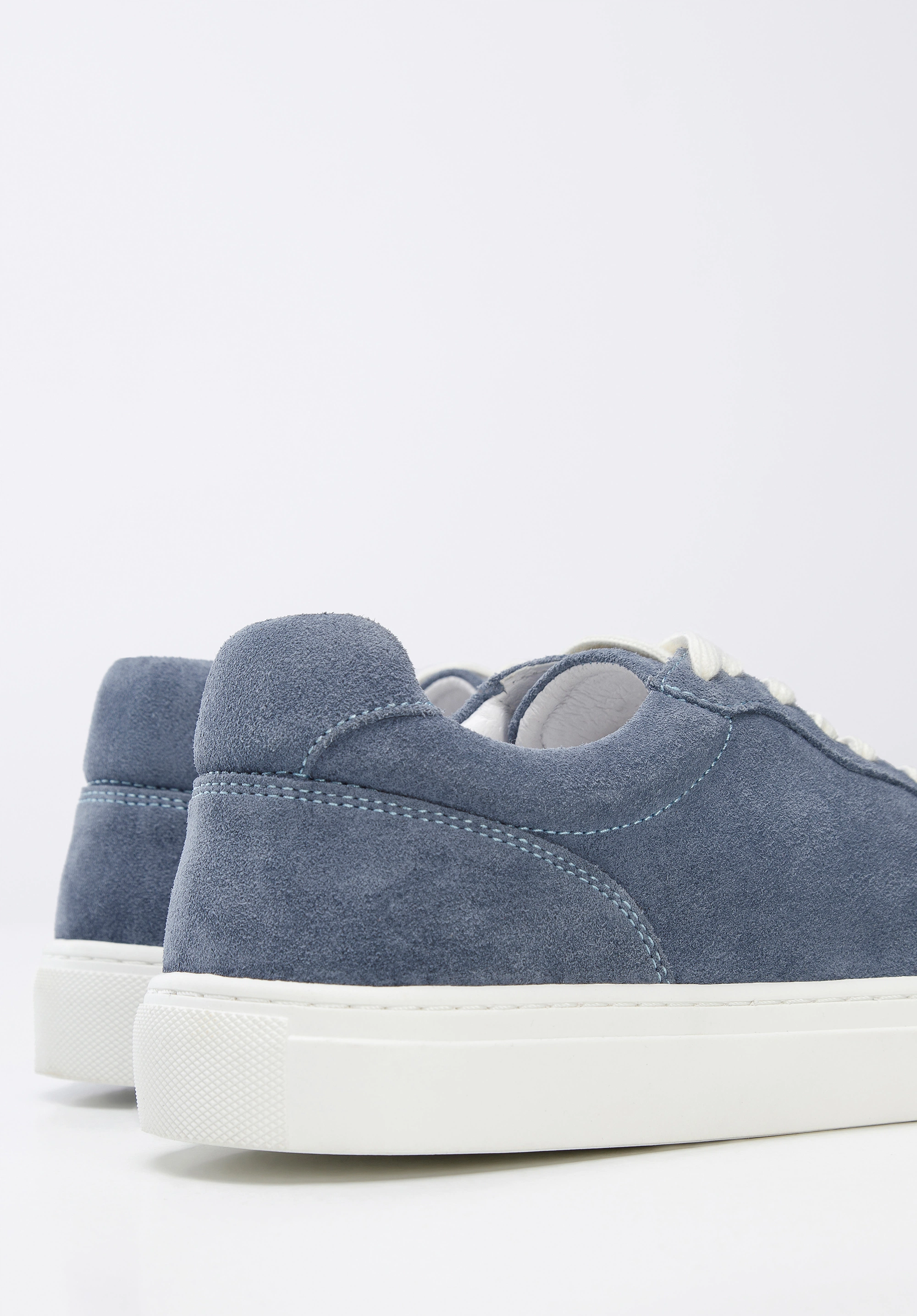 Męskie sneakersy zamszowe klasyczne niebieskie