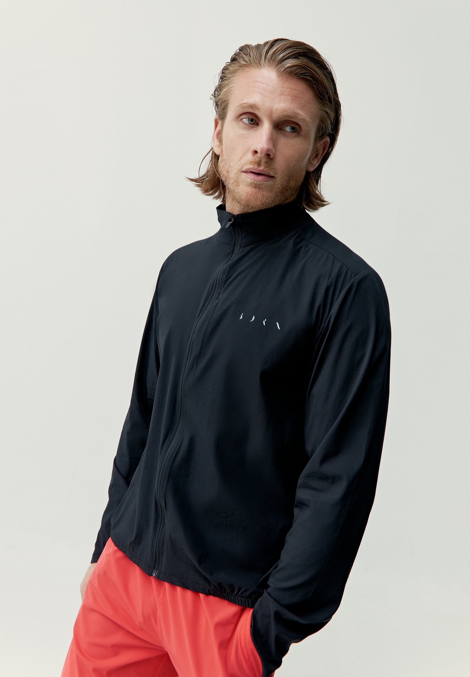 Born Living Yoga NYASA - Windbreaker - zwart