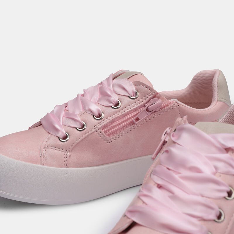 Sneakers baby