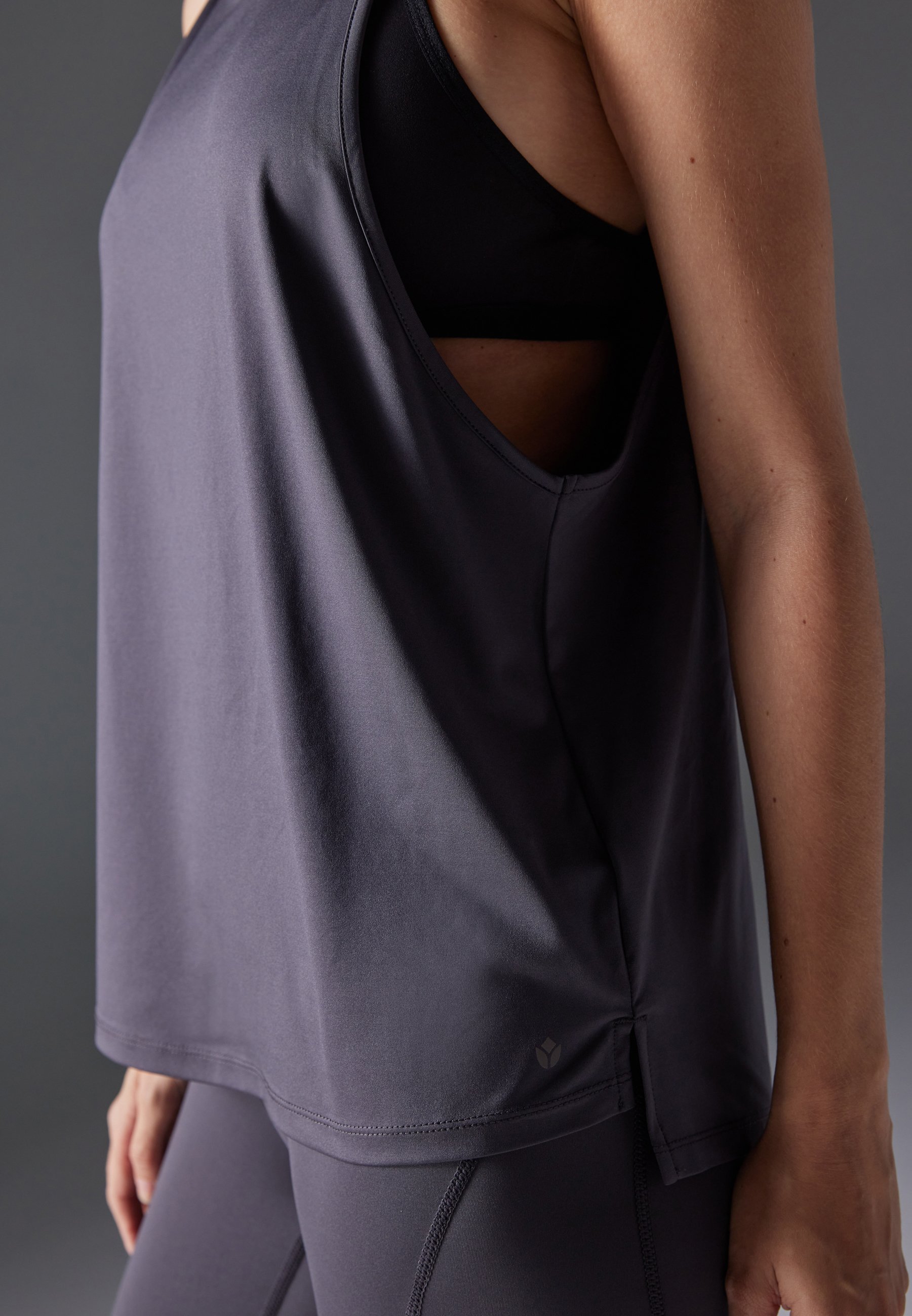 Even&Odd active ESSENTIAL SPORTS VEST - Top - donkergrijs