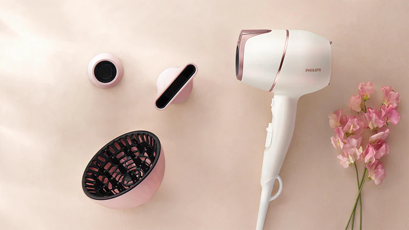 Vysoušeč vlasů Philips Prestige BHD628/00