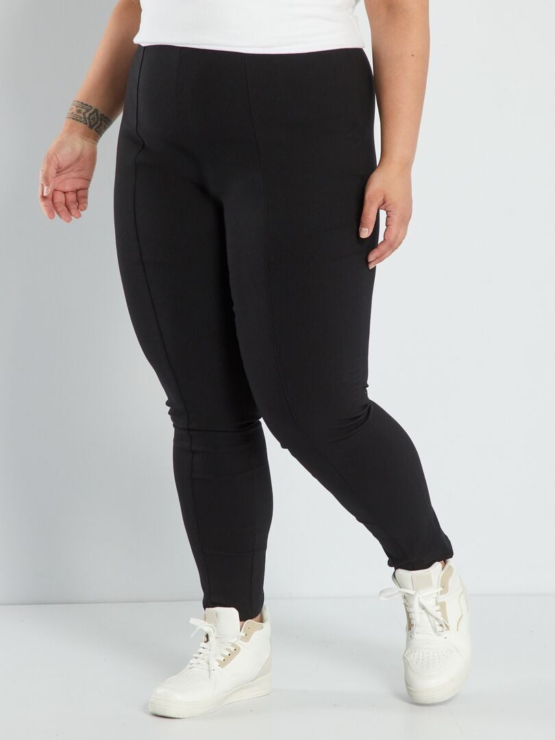 Nauwsluitende broek met elastische tailleband - Zwart