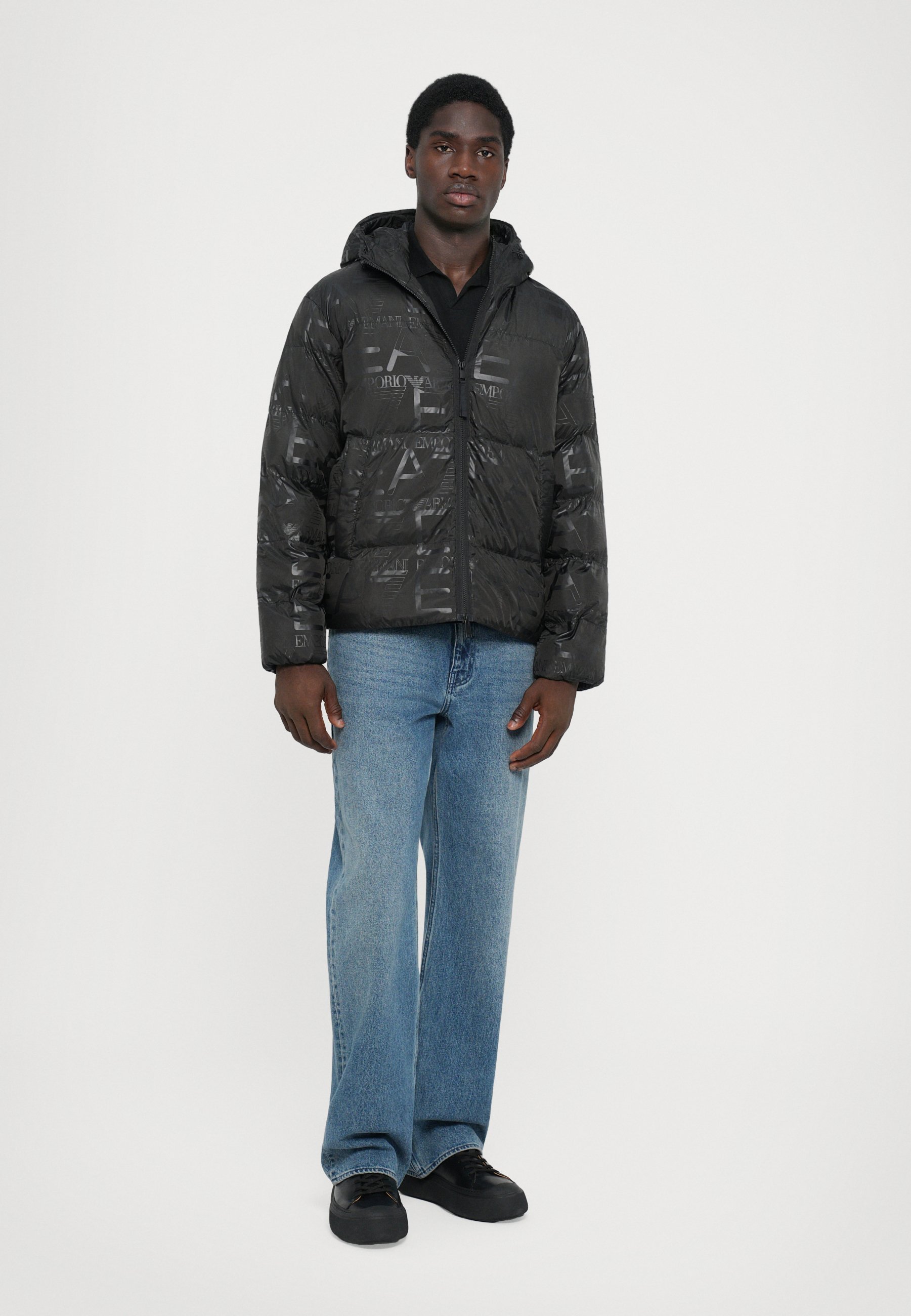 EA7 Emporio Armani MOUNTAIN HOODED JACKET LOGO REPEAT - Giacca invernale - nera