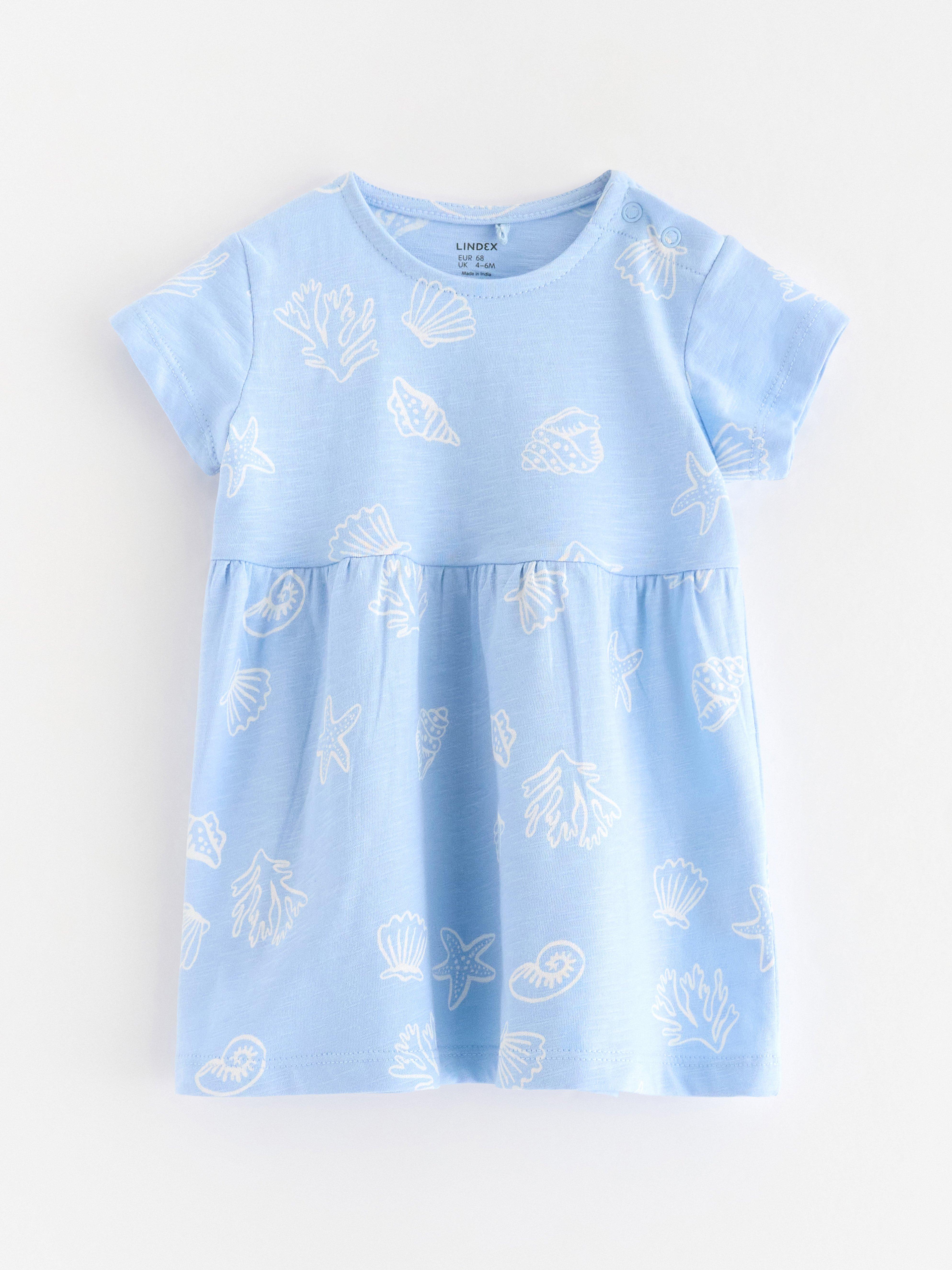 Vestido de manga curta azul claro