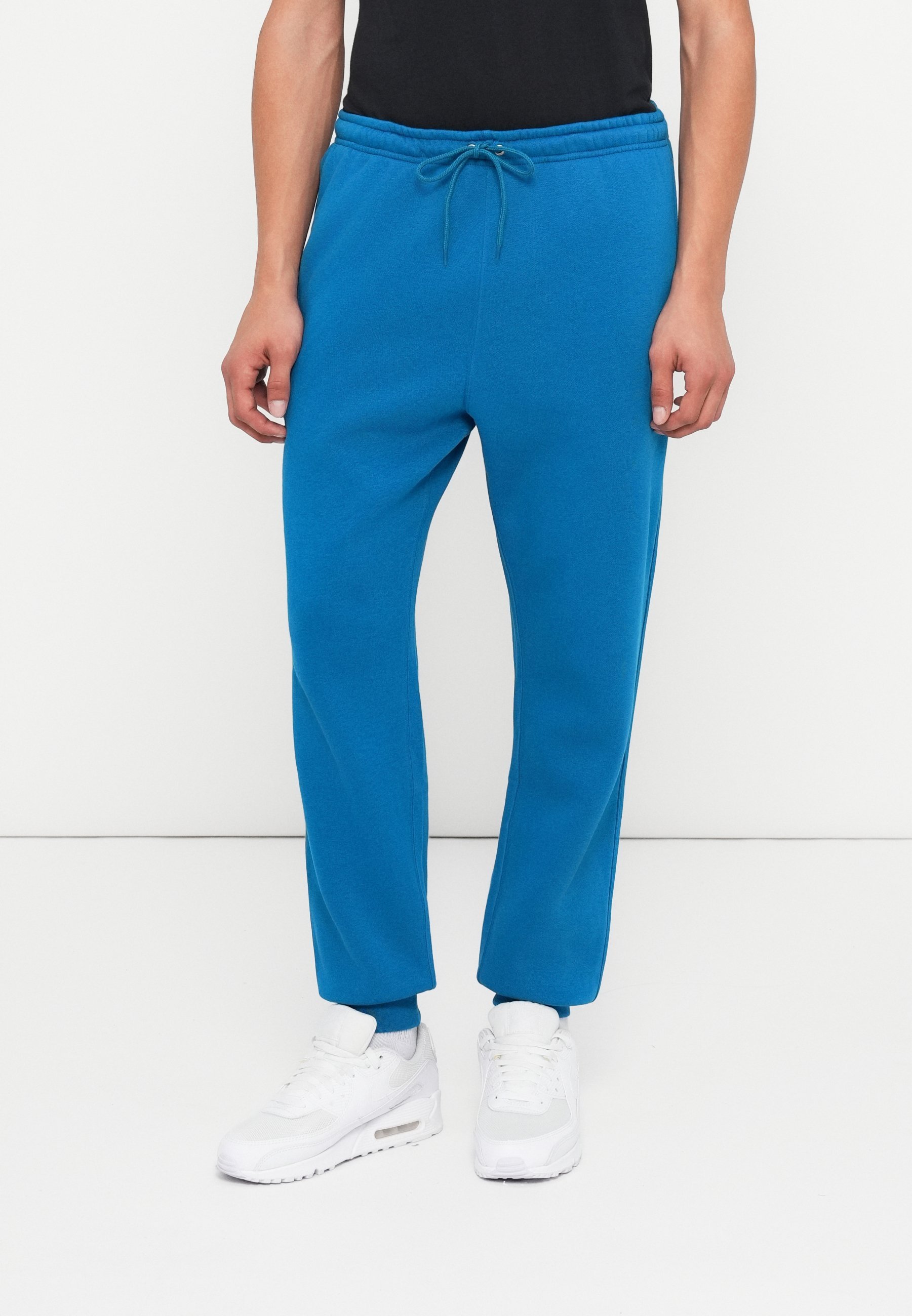 Nike Sportswear CLUB JOGGER - Trainingsbroek - groen/wit